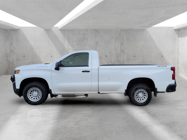 2020 Chevrolet Silverado 1500 Regular Cab Long Box 4-Wheel Drive in Cars & Trucks in Moose Jaw - Image 3