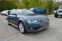 Clean Carfax, Quattro, Leather Heated Seats, Panoramic Roof, Alloy Wheels, Blind Spot Monitor, Power... (image 6)