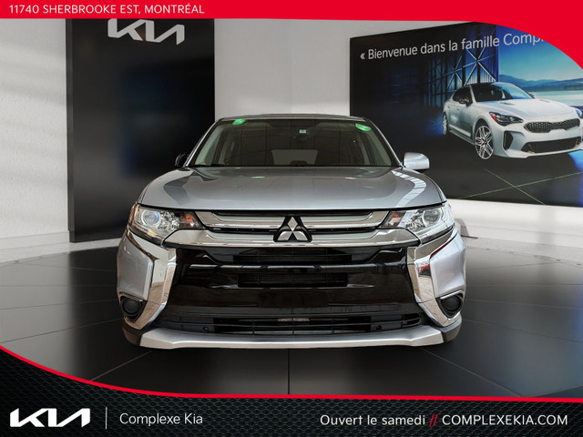 2017 Mitsubishi Outlander ES AWC Cam.Recul S.Chauffants in Cars & Trucks in City of Montréal - Image 2