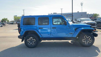 This 2025 JEEP WRANGLER 4-DOOR SAHARA has the following options Cloth Low-Back Bucket Seats, Remote... (image 5)