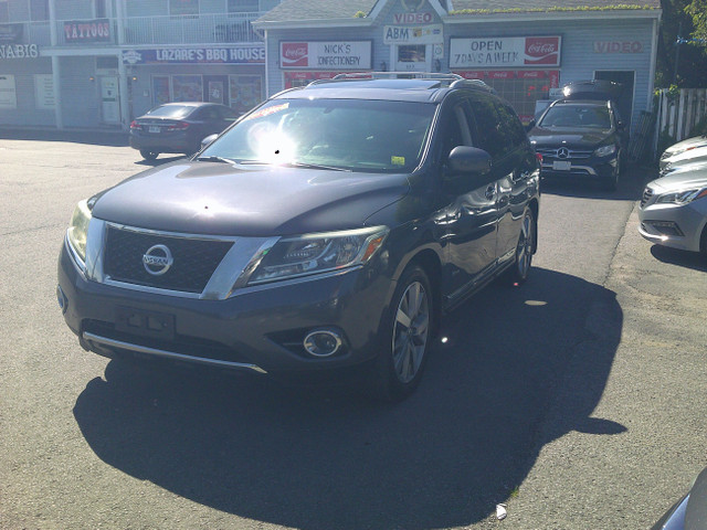 2014 Nissan Pathfinder Platinum ***AWD & Hybrid*** in Cars & Trucks in Ottawa - Image 2