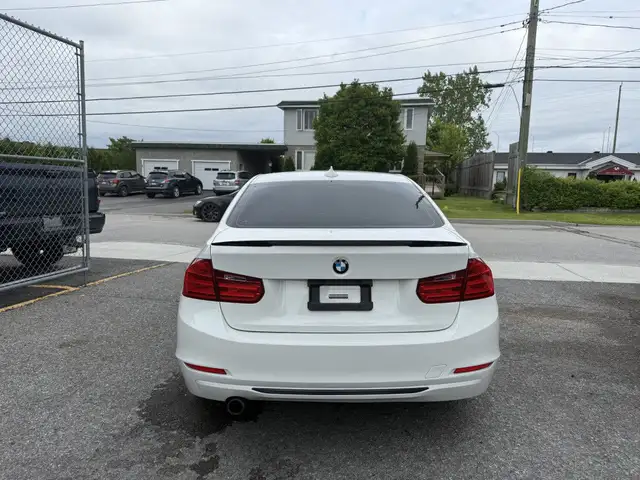 2014 BMW 320 320I SPORT PKG xDrive 4dr All-wheel Drive in Cars & Trucks in Ottawa - Image 8
