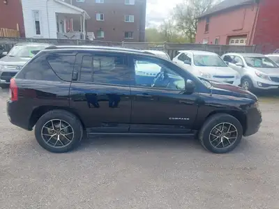 2015 Jeep Compass North-4wd-low km's-In great conditions-Bluetooth-2 set of tires on rims-Great on g...