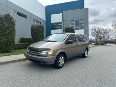1999 Toyota Sienna CE AUTOMATIC A/C LOCAL BC