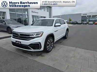 360 Camera, Sunroof, Cooled Seats, Premium Audio, Navigation! This 2023 Volkswagen Atlas Cross Sport...
