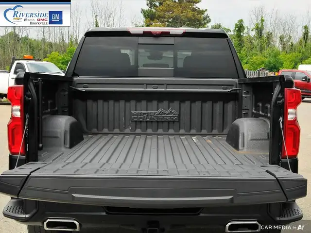 2024 Chevrolet Silverado 1500 High Country in Cars & Trucks in Brockville - Image 12