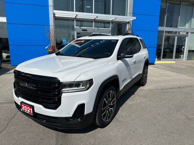 2021 GMC Acadia SLE in Cars & Trucks in Markham / York Region