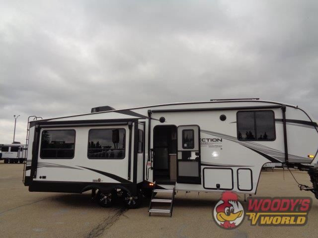 2024 GRAND DESIGN REFLECTION 150 295RL in Travel Trailers & Campers in Edmonton - Image 2