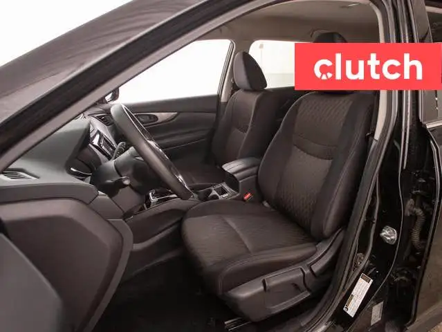 2019 Nissan Rogue S w/ Apple CarPlay & Android Auto, Rearview Ca dans Autos et camions dans Ottawa - Image 15