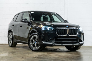 2023 BMW X1 XDrive28i | Premium Essential | Accès Confort | Volant Chauffant