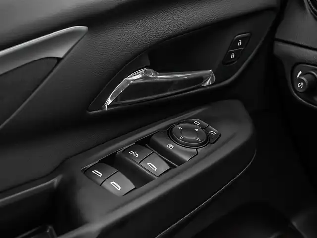 2023 Chevrolet Bolt EV LT in Cars & Trucks in City of Montréal - Image 17