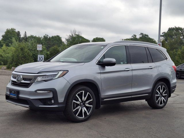 2020 Honda Pilot Touring 8-Passenger AWD | Leather | Sunroof in Cars & Trucks in Guelph