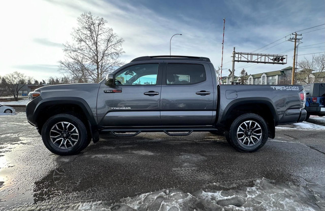 2020 Toyota Tacoma TRD Off Road in Cars & Trucks in Calgary - Image 2