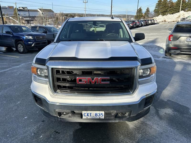 2015 GMC Sierra 1500 Crew 4x4 Base / Short Box in Cars & Trucks in St. John's - Image 2