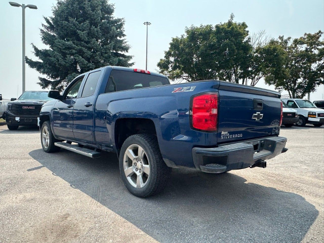 2017 Chevrolet Silverado 1500 in Cars & Trucks in City of Toronto - Image 3