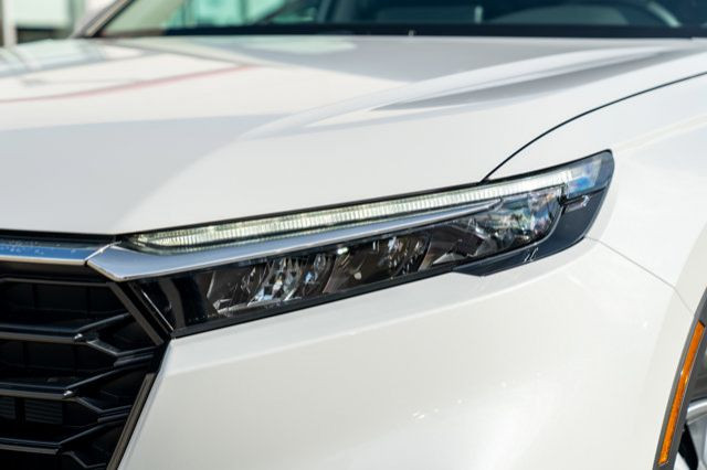 2026 Honda CR-V LX in Cars & Trucks in Edmonton - Image 4