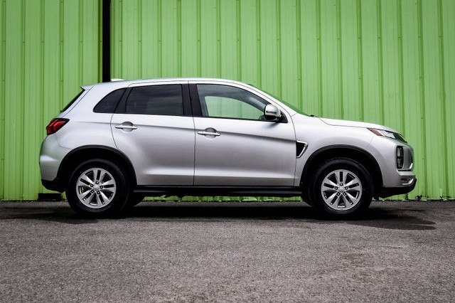 2022 Mitsubishi RVR SE AWC • HEATED SEATS • APPLE CARPLAY • R-V  in Cars & Trucks in Cornwall - Image 2