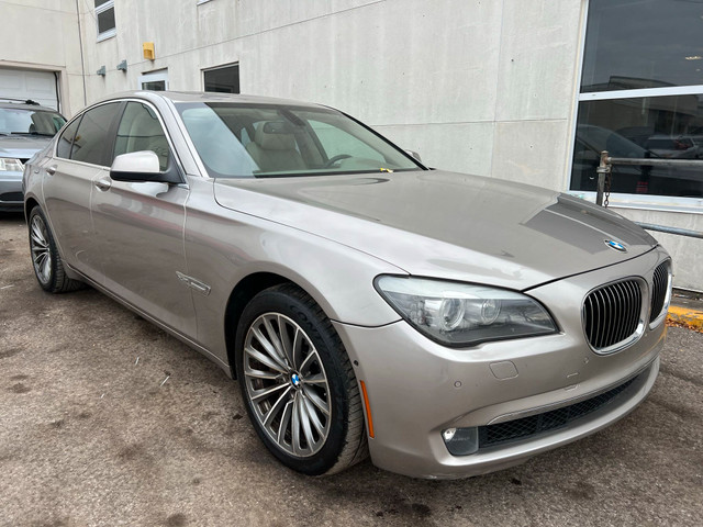 2010 BMW 7 Series 750i xDrive AWD AUTOMATIQUE FULL AC MAGS CUIR  in Cars & Trucks in Laval / North Shore - Image 2