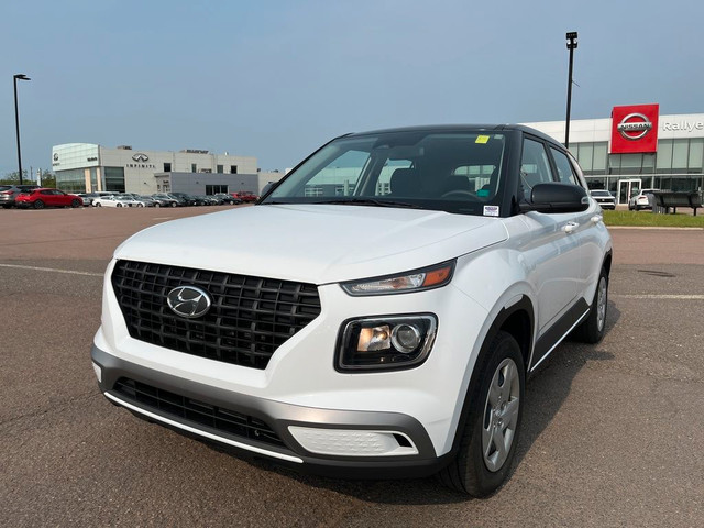 2023 Hyundai Venue Essential HEATED SEATS CRUISE CONTROL CARPLAY in Cars & Trucks in Moncton