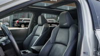 *Dual Sunroof, Heads-Up Display, Cooled Seats, Wireless Charging, Premium Audio, Leather Seats, Navi... (image 6)