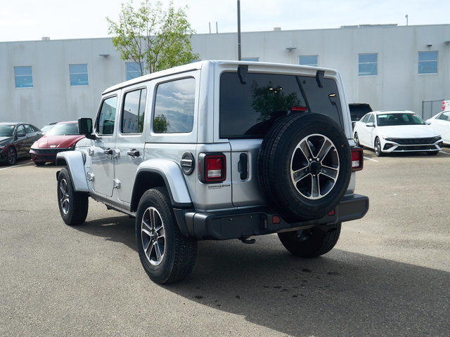 2023 Jeep Wrangler Sahara | 4wd | Blindspot Monitor in Cars & Trucks in Edmonton - Image 3