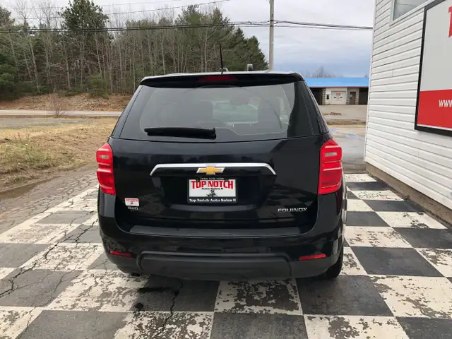 2016 Chevrolet Equinox LS- Power seats, Windows and mirrors. AS- in Cars & Trucks in Annapolis Valley - Image 5