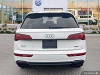 Only 45,957 Miles! This Audi Q5 delivers a Intercooled Turbo Gas/Electric I-4 2.0 L/121 engine power... (image 3)
