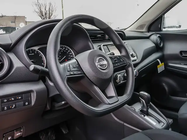 2025 Nissan Kicks Play S WATERLOO SUMMER BLOWOUT! dans Autos et camions dans Kitchener / Waterloo - Image 9