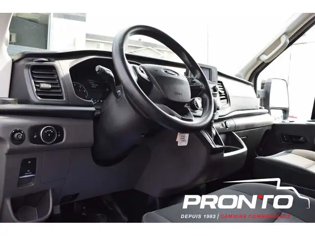 2022 Ford Transit T-250 ** Cube 12 pieds ** Roue Simple ** Garan in Cars & Trucks in Laval / North Shore - Image 16