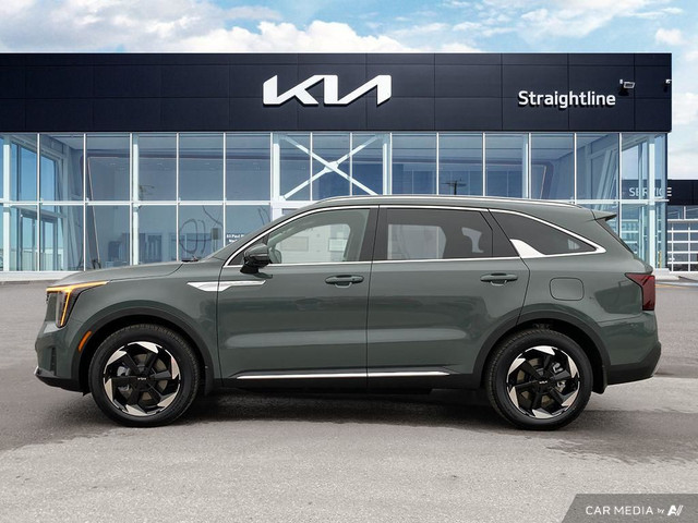 2025 Kia SORENTO PHEV EX Plug-In Hybrid Power, Three-Row Seating in Cars & Trucks in Medicine Hat - Image 3