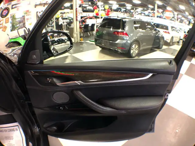 2017 BMW X5 xDrive35i LEATHER PANO/ROOF NAVI B/SPOT HUD CAMERA in Cars & Trucks in City of Toronto - Image 28