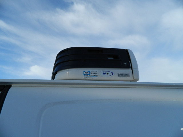 2015 GMC Savana SVANNA  CARGO VAN , CARRIER TRANSCOLD MODEL 30S  in Cars & Trucks in Edmonton - Image 4