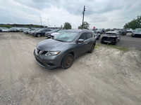 Comes equipped with: Power Mirrors, Halogen Headlamps, Courtesy lights, Daytime Running Lights, Rear... (image 1)