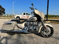 2022 Indian Motorcycle Chieftain Limited Silver Quartz Metallic