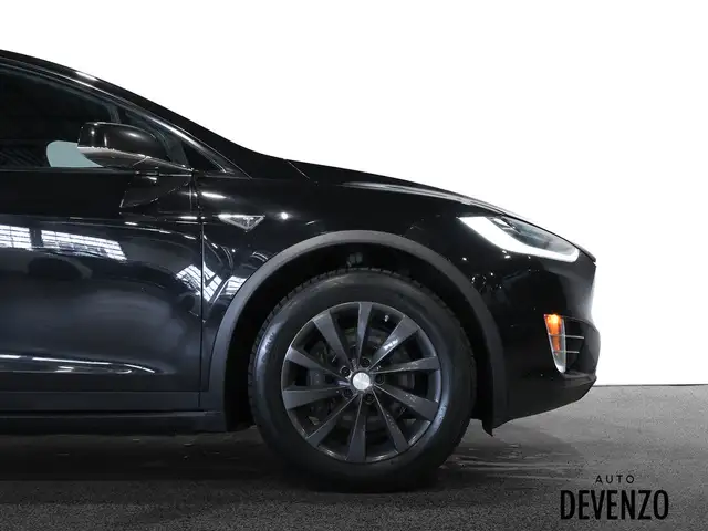 2016 Tesla Model X 90D 7 Passenger in Cars & Trucks in Laval / North Shore - Image 6