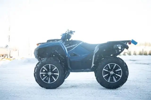 2025 Yamaha GRIZZLY 700 SE in ATVs in Strathcona County - Image 7