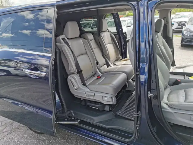 2018 Honda Odyssey Touring dans Autos et camions dans Belleville - Image 36