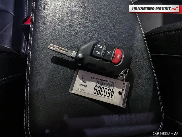 2021 Jeep Wrangler Unlimited Sahara in Cars & Trucks in Hamilton - Image 30