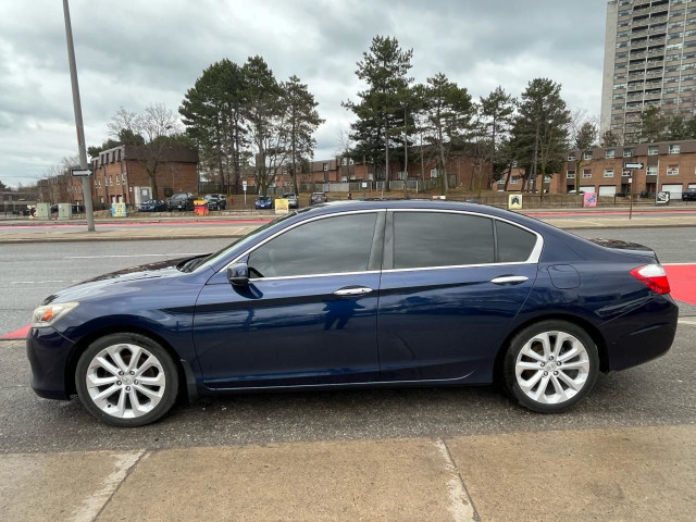 2015 Honda Accord Touring-Leather-Sunroof-Navi-Heated Seats in Cars & Trucks in City of Toronto - Image 4