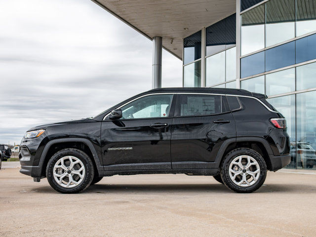 2025 Jeep Compass North in Cars & Trucks in Barrie - Image 4