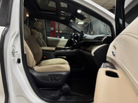Blizzard Pearl Exterior On Chateau Leather Interior. Single Owner, Local Ontario Vehicle, Balance Of... (image 8)