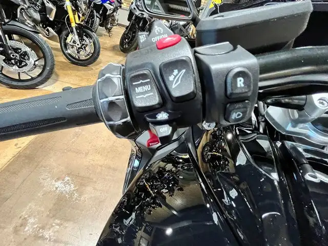 2024 BMW K 1600 Grand America Black Storm Metallic in Sport Touring in City of Halifax - Image 6