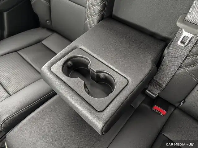 2025 GMC Canyon Denali in Cars & Trucks in Cowichan Valley / Duncan - Image 32