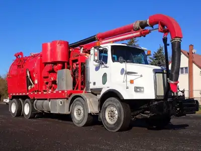 2011 Western Star 4900S 2011 Western Star 4900S maintenant disponible chez Camions Lussicam à Sainte...