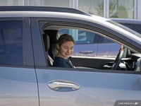 This Chevrolet Blazer EV delivers a Electric engine powering this Automatic transmission. SUNROOF PO... (image 8)