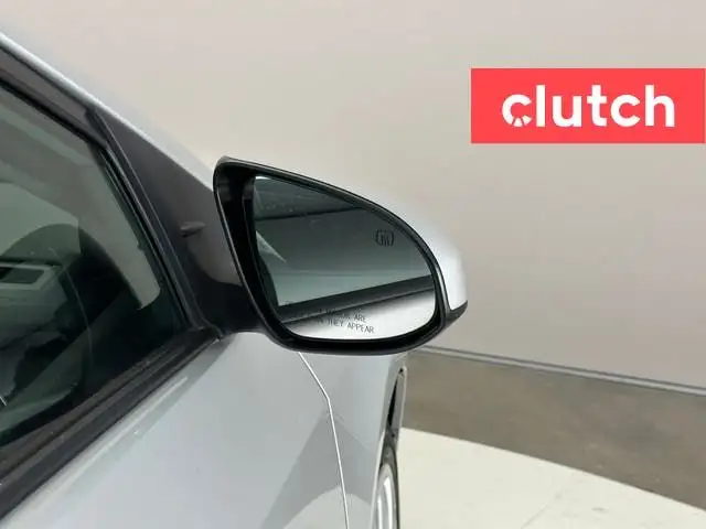 2018 Toyota Corolla LE w/ Heated Front Seats, Rearview Camera, C in Cars & Trucks in City of Toronto - Image 14