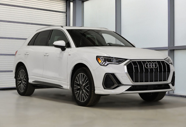 2023 Audi Q3 Technik / Sonos / Assistance conduite / Carplay / C in Cars & Trucks in Longueuil / South Shore