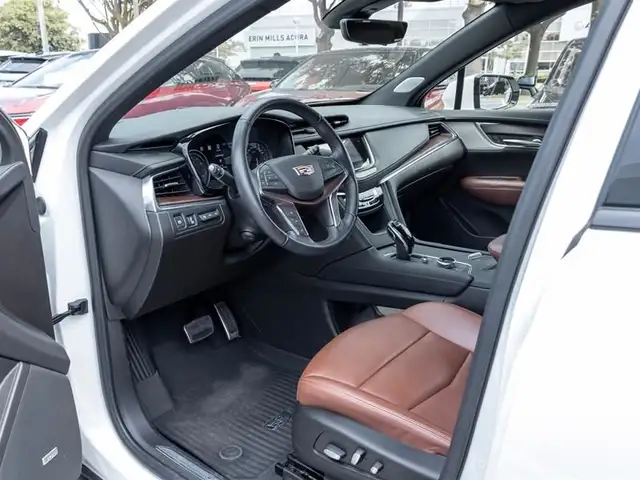 2022 Cadillac XT5 Sport AWD Pano Sunroof | Navi | 360 Backup Cam in Cars & Trucks in Oakville / Halton Region - Image 9