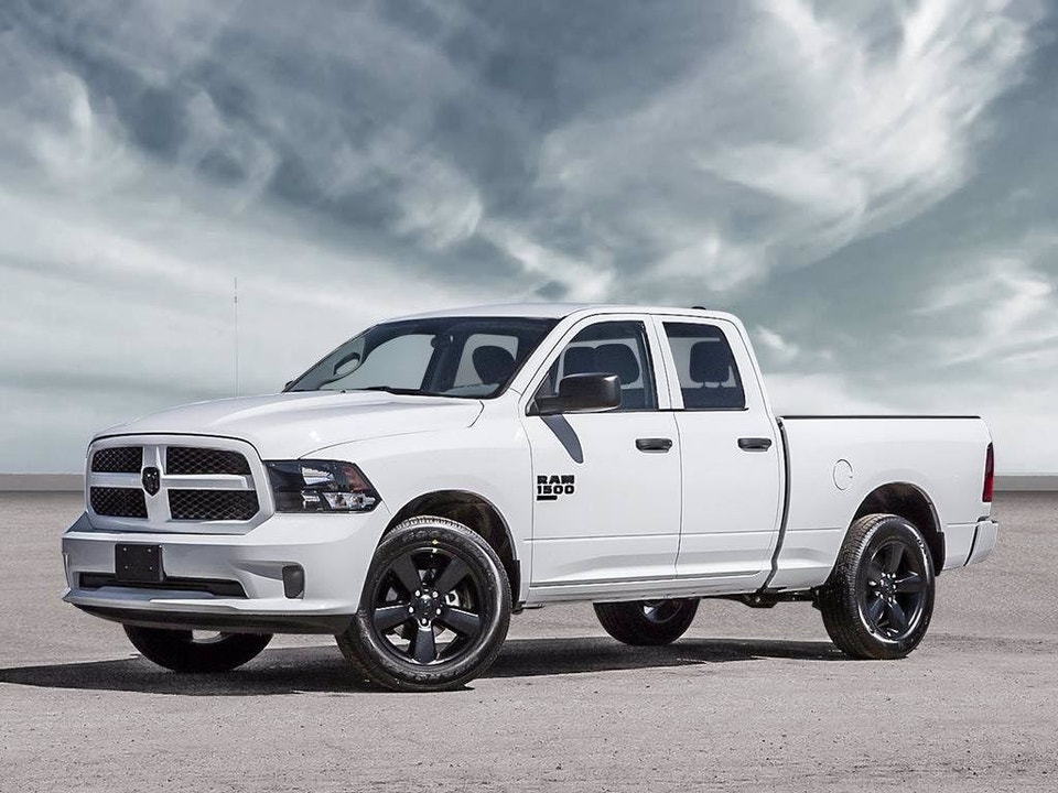 2022 Ram 1500 Classic NIGHT EDITION