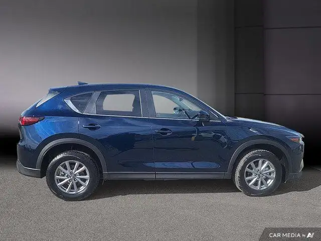 2025 Mazda CX-5 GS in Cars & Trucks in Laval / North Shore - Image 9